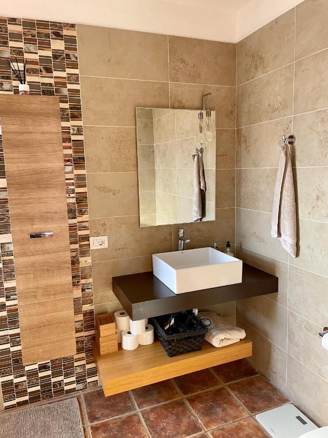 Villa Consuelo - Quiet Location Close To Resorts Buzanada Екстериор снимка